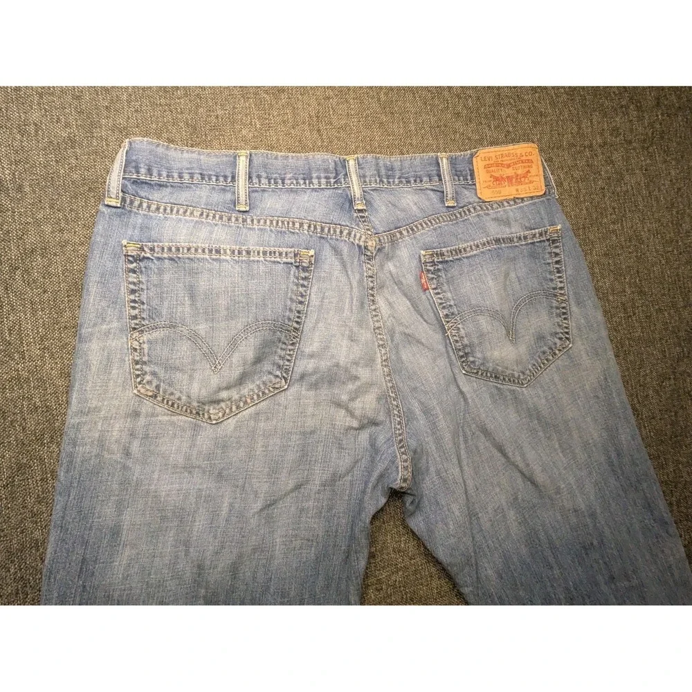 Vtg Levis 559 Relaxed Straight 38X32 Men's Blue Medium Wash Outside‎ Denim Pants